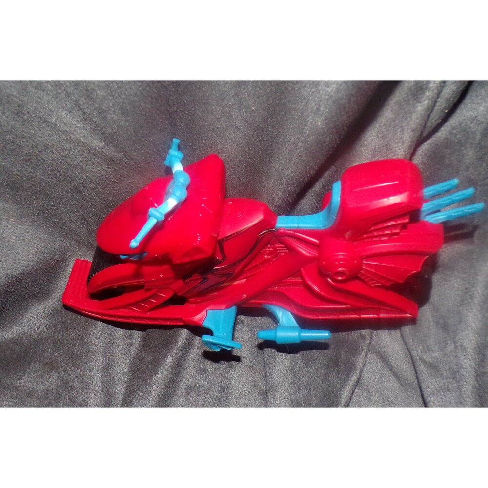 2018 Hasbro Marvel Universe Spiderman Red Motorcycle